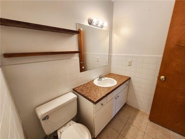 2006 S 16Th, Rogers, AR 72758