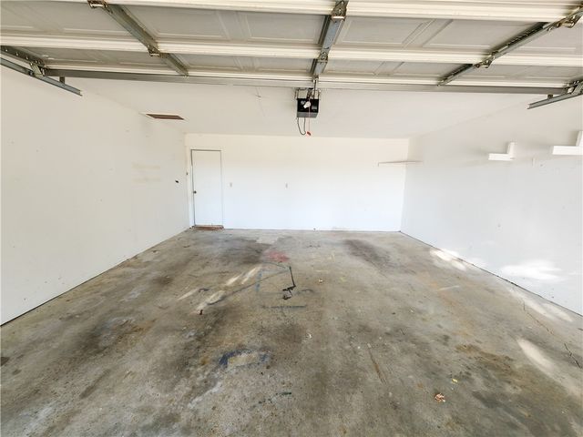 2006 S 16Th, Rogers, AR 72758