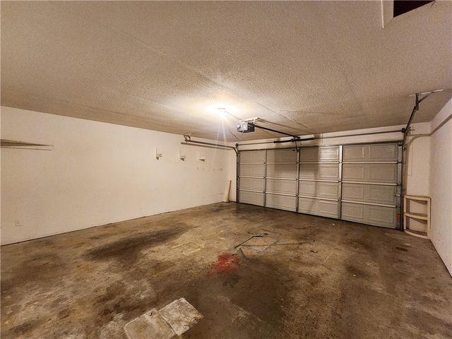 2006 S 16Th, Rogers, AR 72758