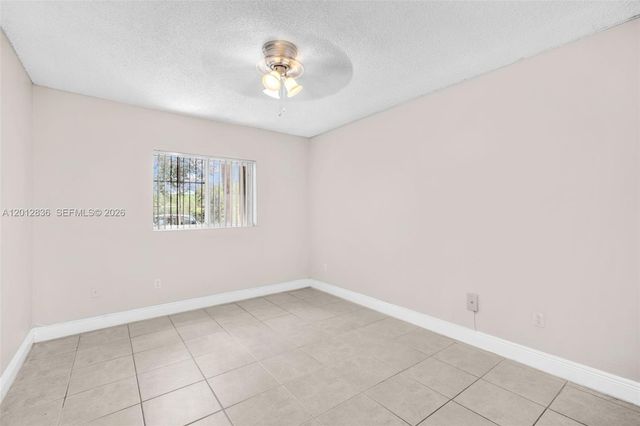 3690 N 56th Ave 903, Hollywood, FL 33021