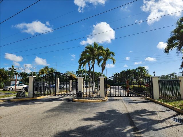 3690 N 56th Ave 903, Hollywood, FL 33021