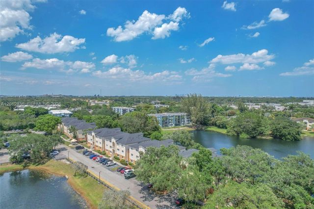 3690 N 56th Ave 903, Hollywood, FL 33021