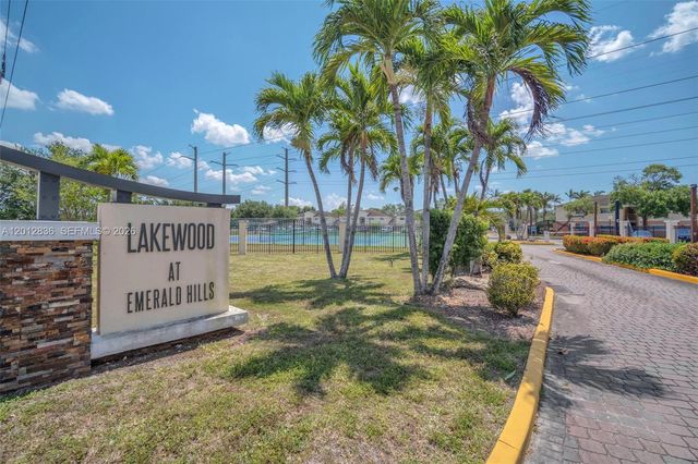 3690 N 56th Ave 903, Hollywood, FL 33021