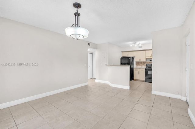 3690 N 56th Ave 903, Hollywood, FL 33021