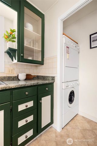 16011 27th Avenue NE, Shoreline, WA 98155