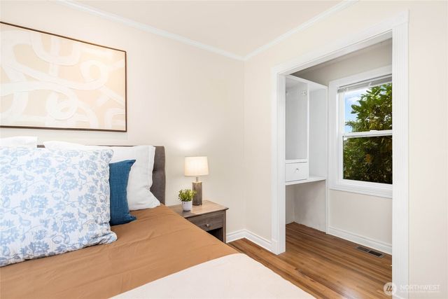 16011 27th Avenue NE, Shoreline, WA 98155