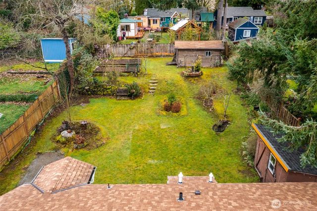 16011 27th Avenue NE, Shoreline, WA 98155