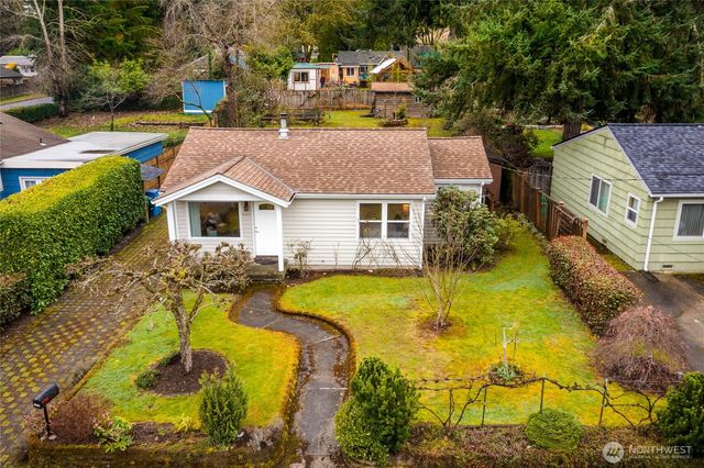 16011 27th Avenue NE, Shoreline, WA 98155