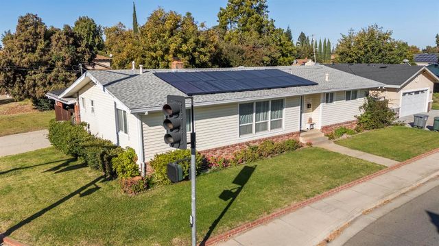 1502 Gray Ave, Yuba City, CA 95991