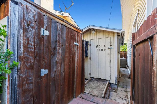 1502 Gray Ave, Yuba City, CA 95991