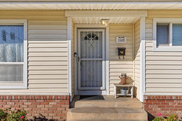 1502 Gray Ave, Yuba City, CA 95991