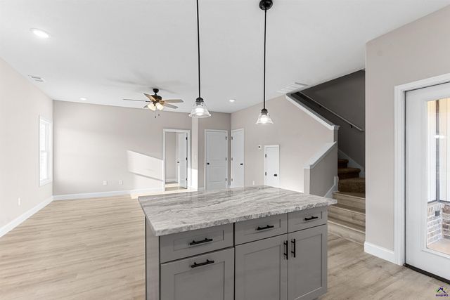 238 Beau Claire Circle, Byron, GA 31008