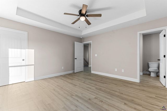 238 Beau Claire Circle, Byron, GA 31008