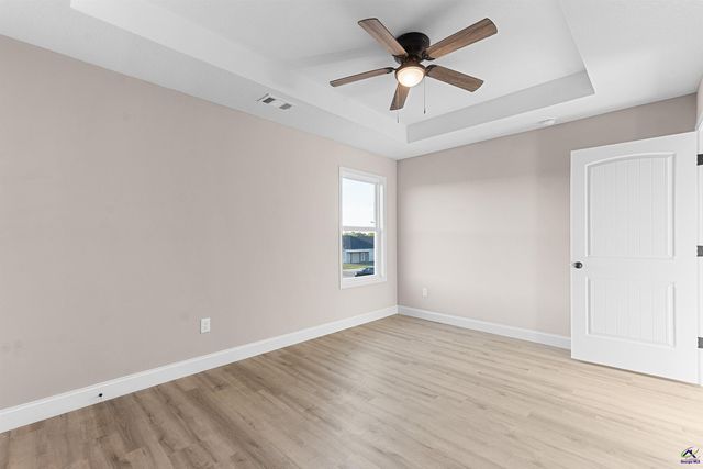 238 Beau Claire Circle, Byron, GA 31008