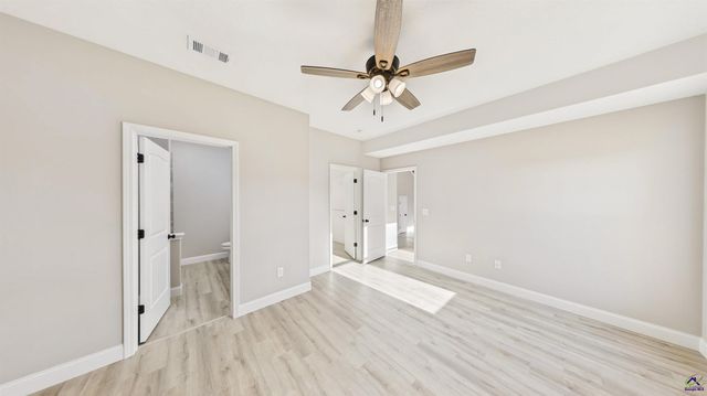 238 Beau Claire Circle, Byron, GA 31008