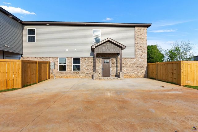 238 Beau Claire Circle, Byron, GA 31008