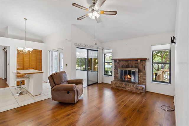 9835 LAKESHORE DRIVE, Clermont, FL 34711