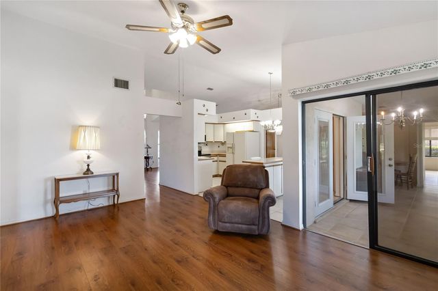 9835 LAKESHORE DRIVE, Clermont, FL 34711