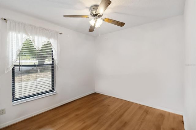 9835 LAKESHORE DRIVE, Clermont, FL 34711