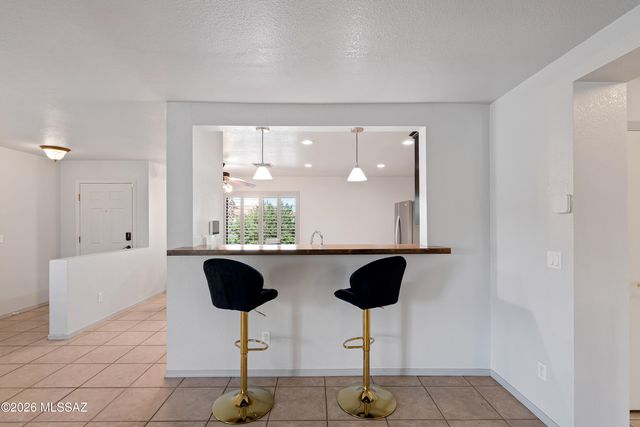 7791 W Lees Ferry Court, Tucson, AZ 85743