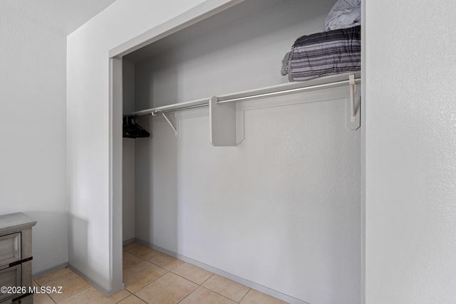 7791 W Lees Ferry Court, Tucson, AZ 85743