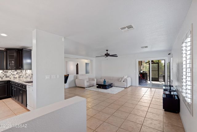 7791 W Lees Ferry Court, Tucson, AZ 85743