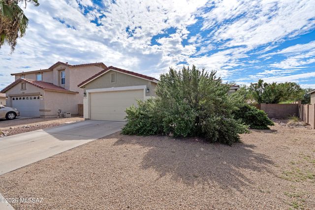 7791 W Lees Ferry Court, Tucson, AZ 85743