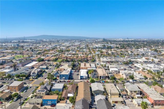 1626 Pine Avenue, Long Beach, CA 90813