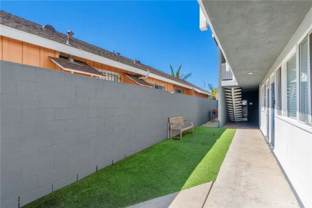 1626 Pine Avenue, Long Beach, CA 90813