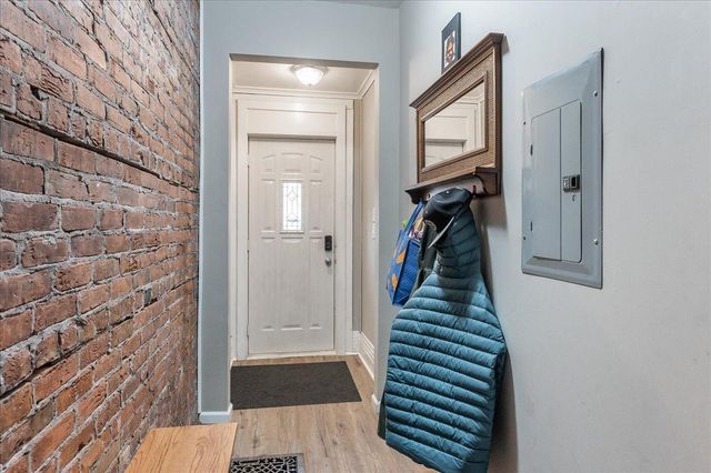 830 E 2nd Street, Duluth, MN 55805