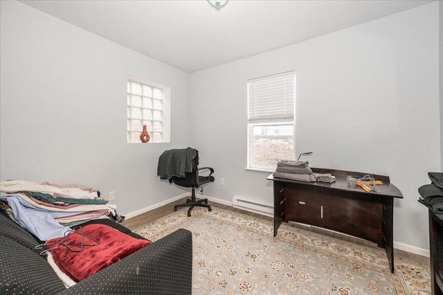 830 E 2nd Street, Duluth, MN 55805