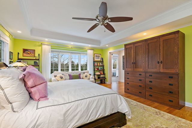 28360 Heritage Oak Road, Barrington, IL 60010