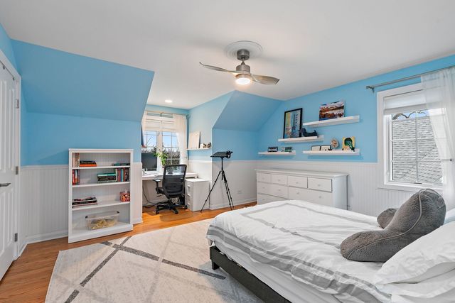 28360 Heritage Oak Road, Barrington, IL 60010