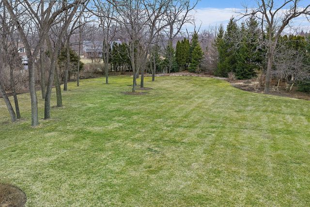 28360 Heritage Oak Road, Barrington, IL 60010