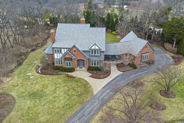 28360 Heritage Oak Road, Barrington, IL 60010