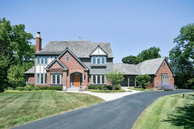 28360 Heritage Oak Road, Barrington, IL 60010