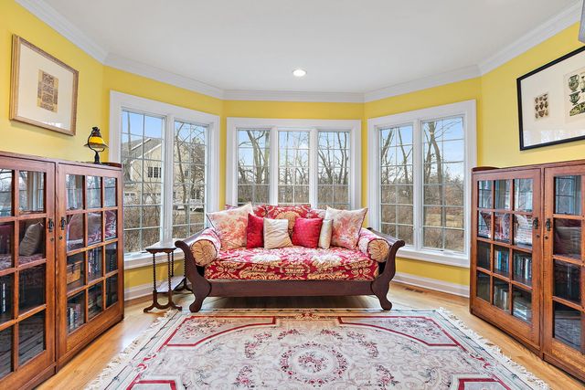 28360 Heritage Oak Road, Barrington, IL 60010