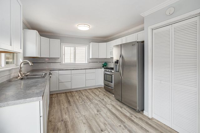 2361 Norman Avenue, Norton Shores City, MI 49441