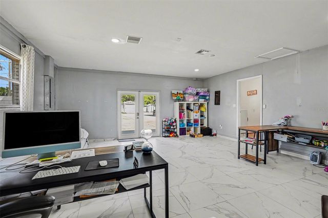 3101 S KINGS AVENUE, Brandon, FL 33511