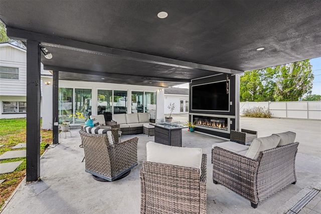 3101 S KINGS AVENUE, Brandon, FL 33511