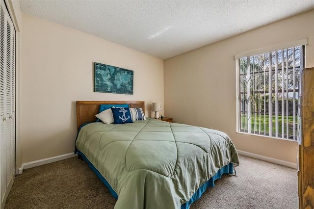 1610 SANDERLING COURT, Brandon, FL 33511