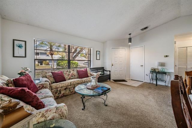 1610 SANDERLING COURT, Brandon, FL 33511