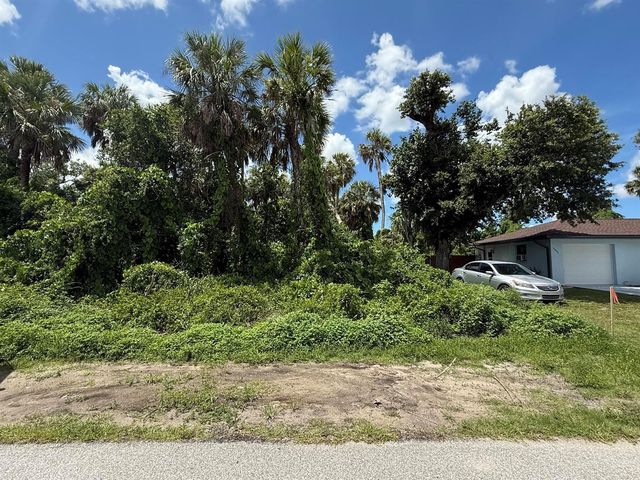 16459 Bauers Avenue, Port Charlotte, FL 33954