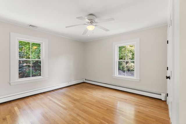 109 Grove St, Lexington, MA 02420