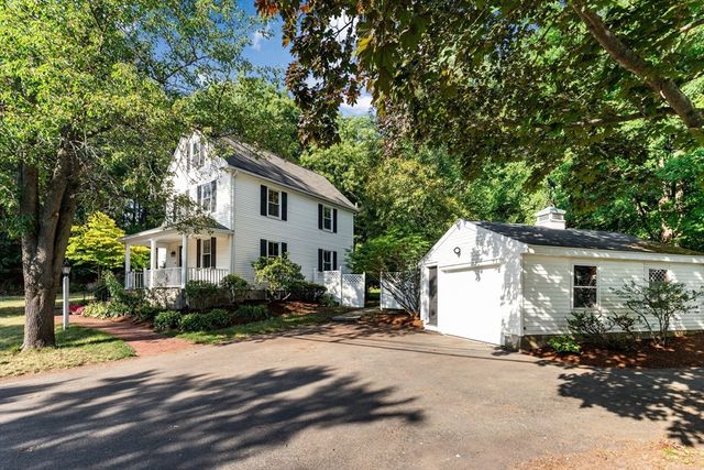 109 Grove St, Lexington, MA 02420