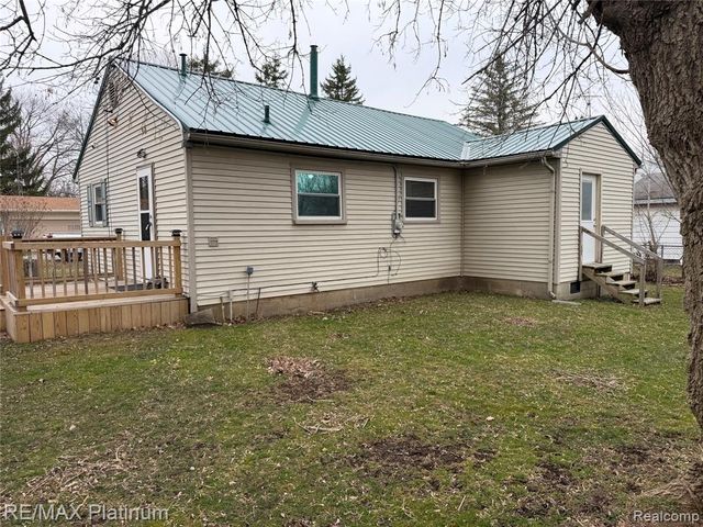 1475 Cutler Street, Burton, MI 48509