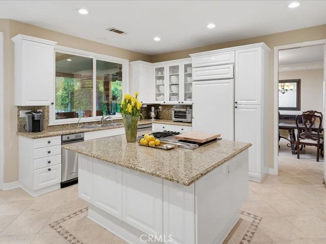 5823 Reefton Court, Calabasas, CA 91302