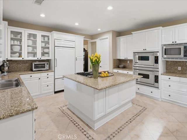 5823 Reefton Court, Calabasas, CA 91302