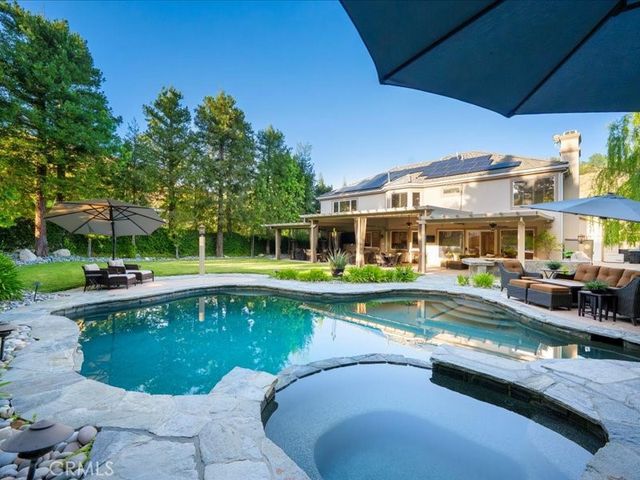 5823 Reefton Court, Calabasas, CA 91302