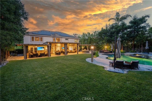 5823 Reefton Court, Calabasas, CA 91302